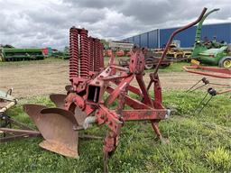 Massey Ferguson MF345 Plow