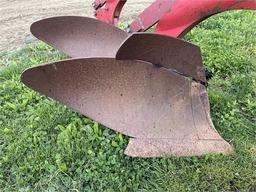 Massey Ferguson MF345 Plow