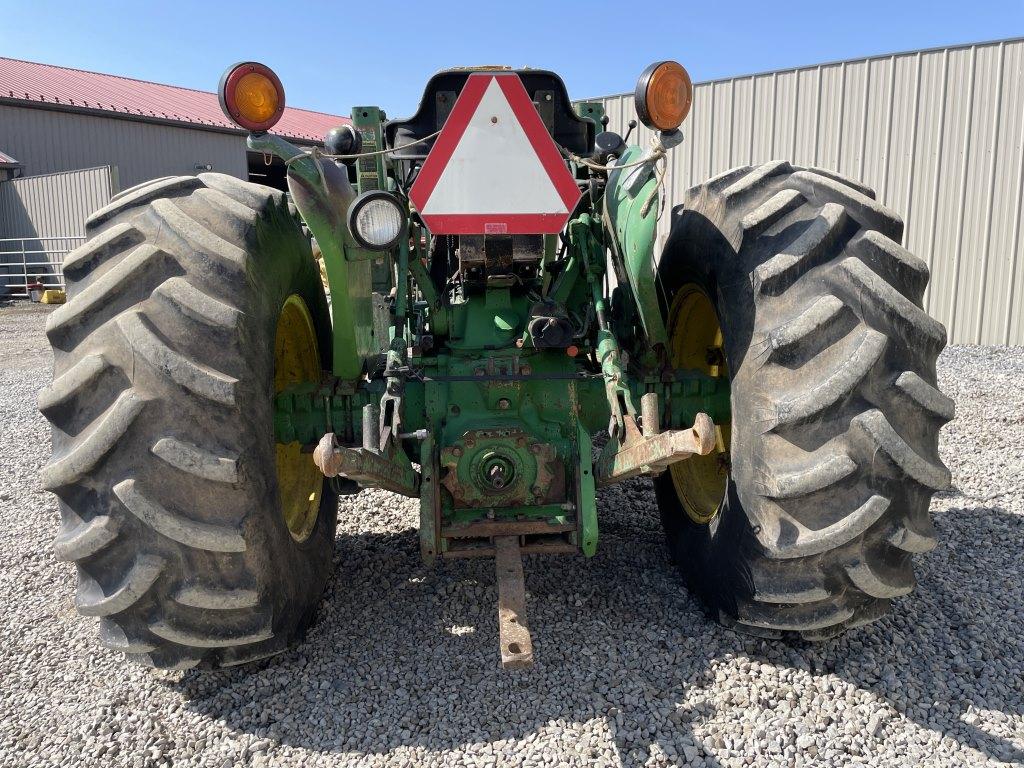 John Deere 2350 Tractor