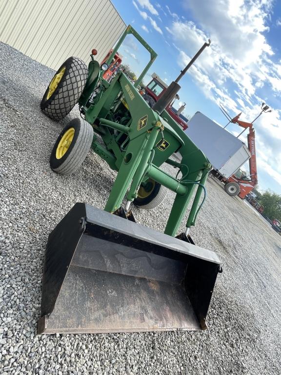 John Deere 301AD Tractor