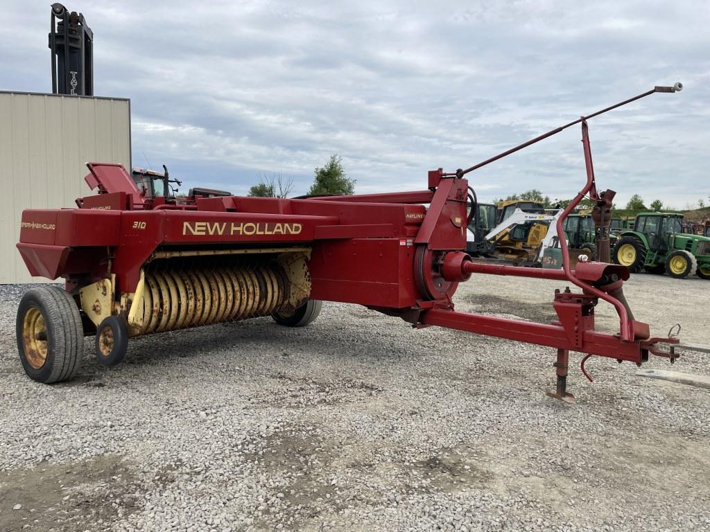 New Holland 310 Small Square Baler