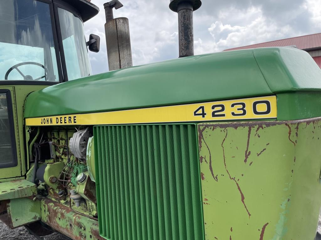 John Deere 4230 Tractor