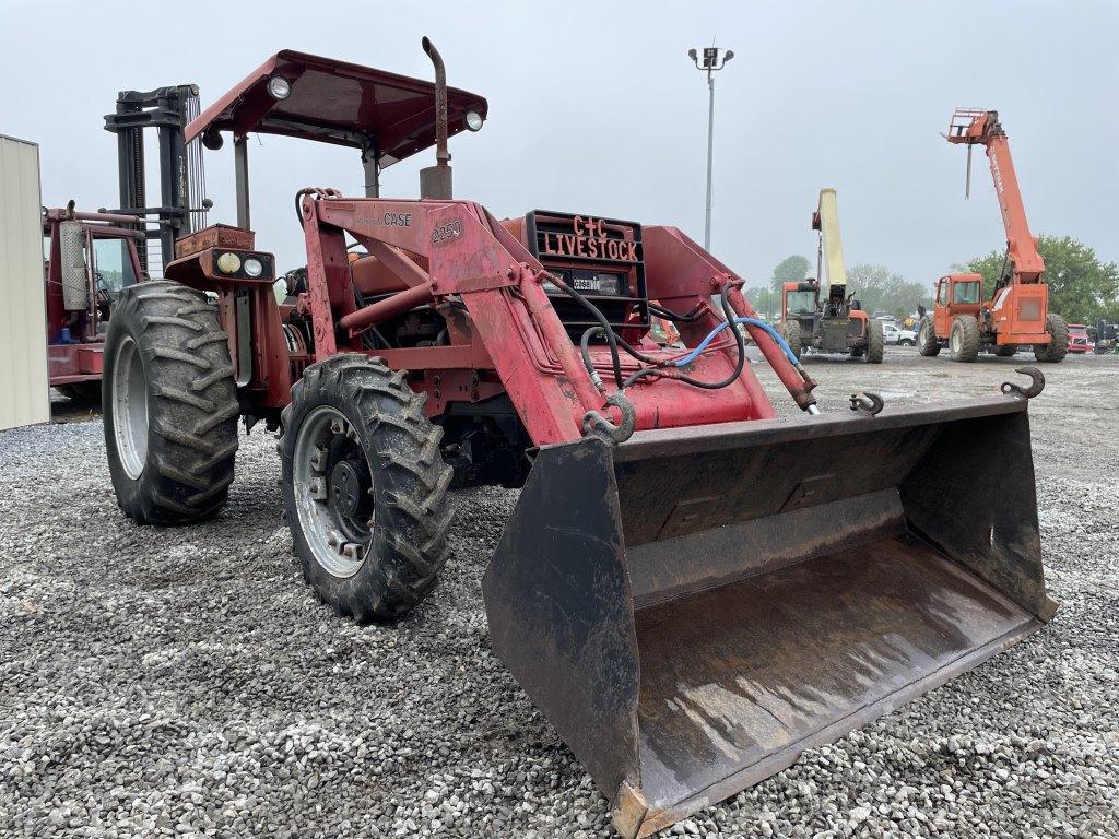 Case IH 585 Tractor