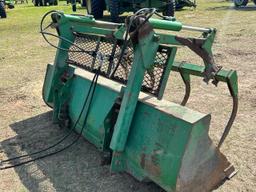 John Deere Grapple Bucket