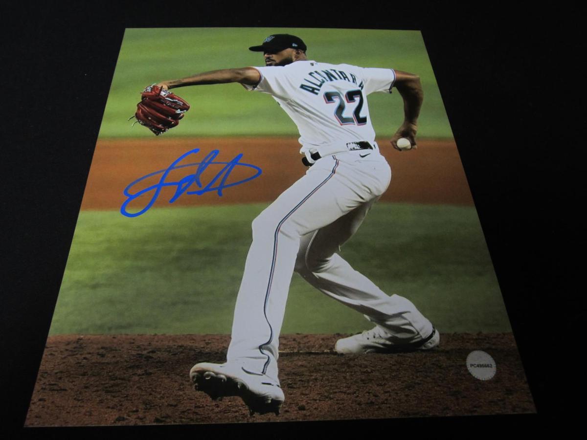 SANDY ALCANTARA SIGNED 8X10 PHOTO MARLINS