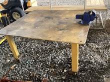 WELDING TABLE