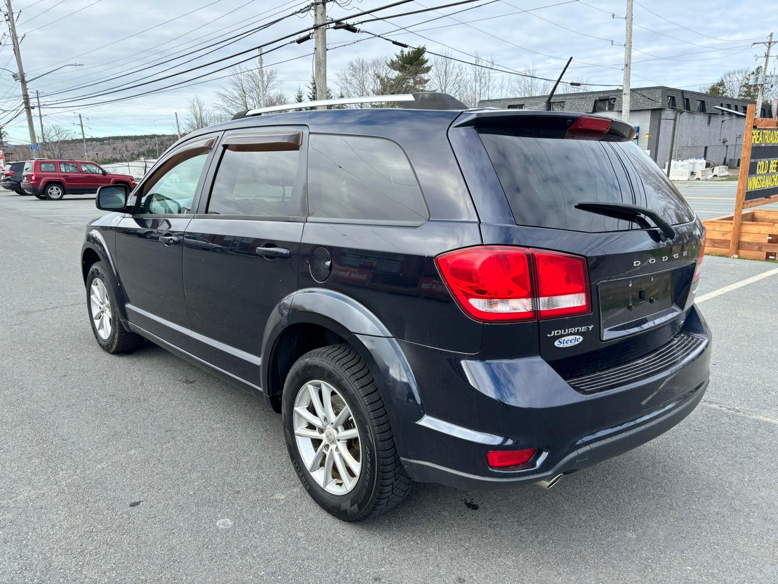 2011 DODGE JOURNEY SXT