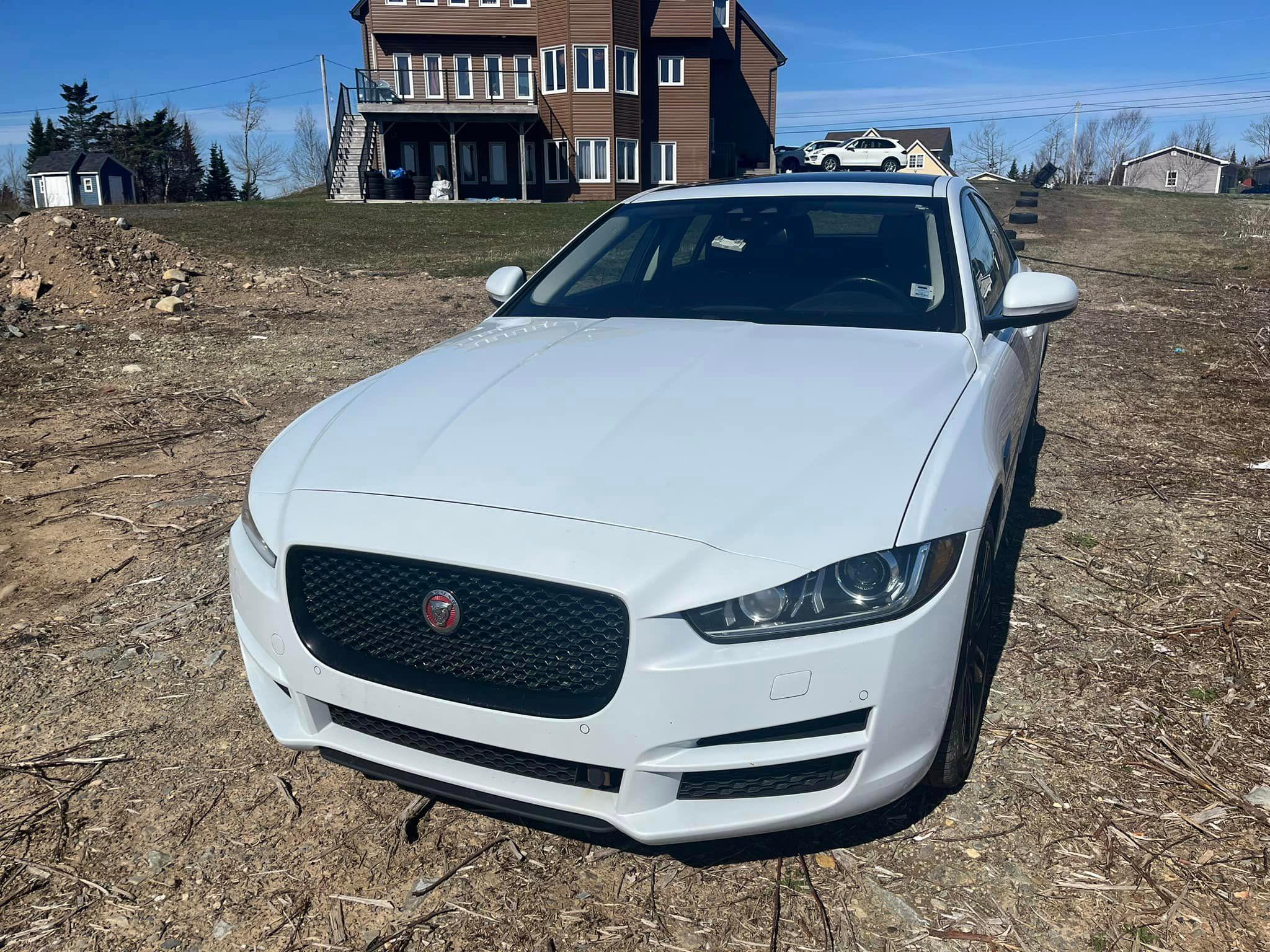 2017 JAGUAR XE