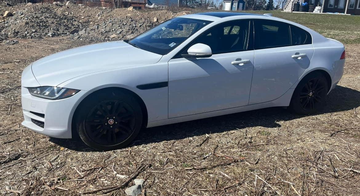 2017 JAGUAR XE