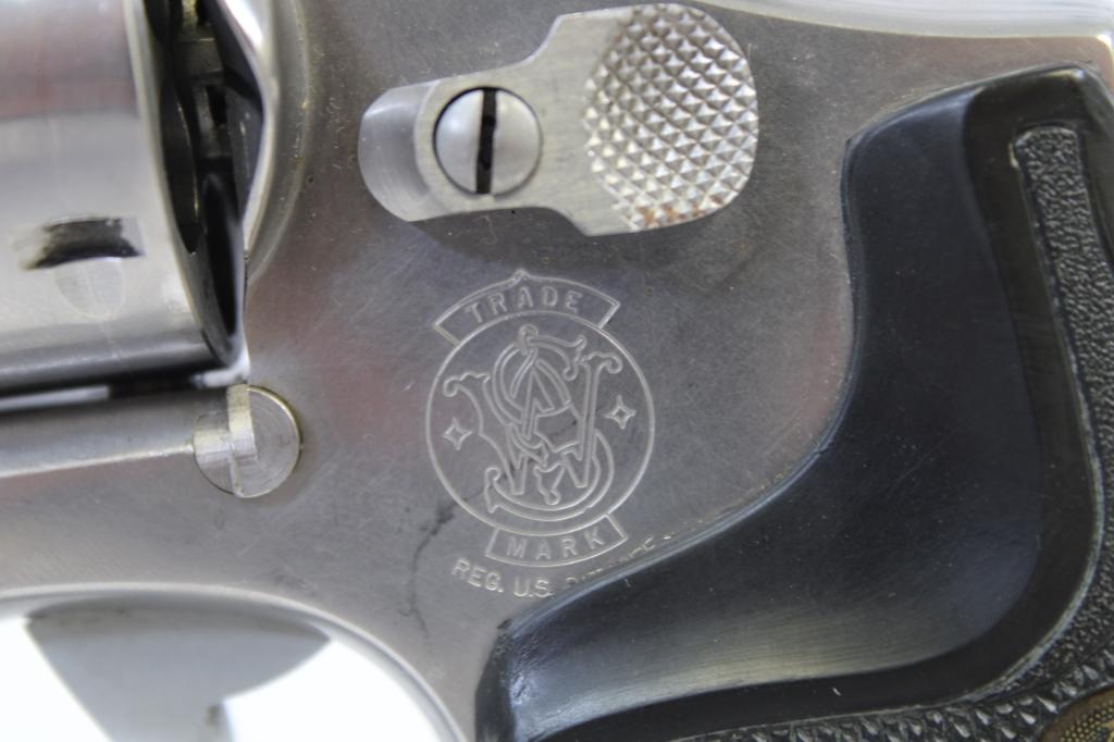 Smith & Wesson 66-2 .357 Magnum