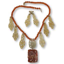 Vintage Carved Agate Medallion Necklace