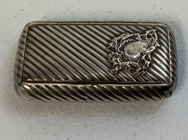 ANTIQUE SILVER SNUFF BOX