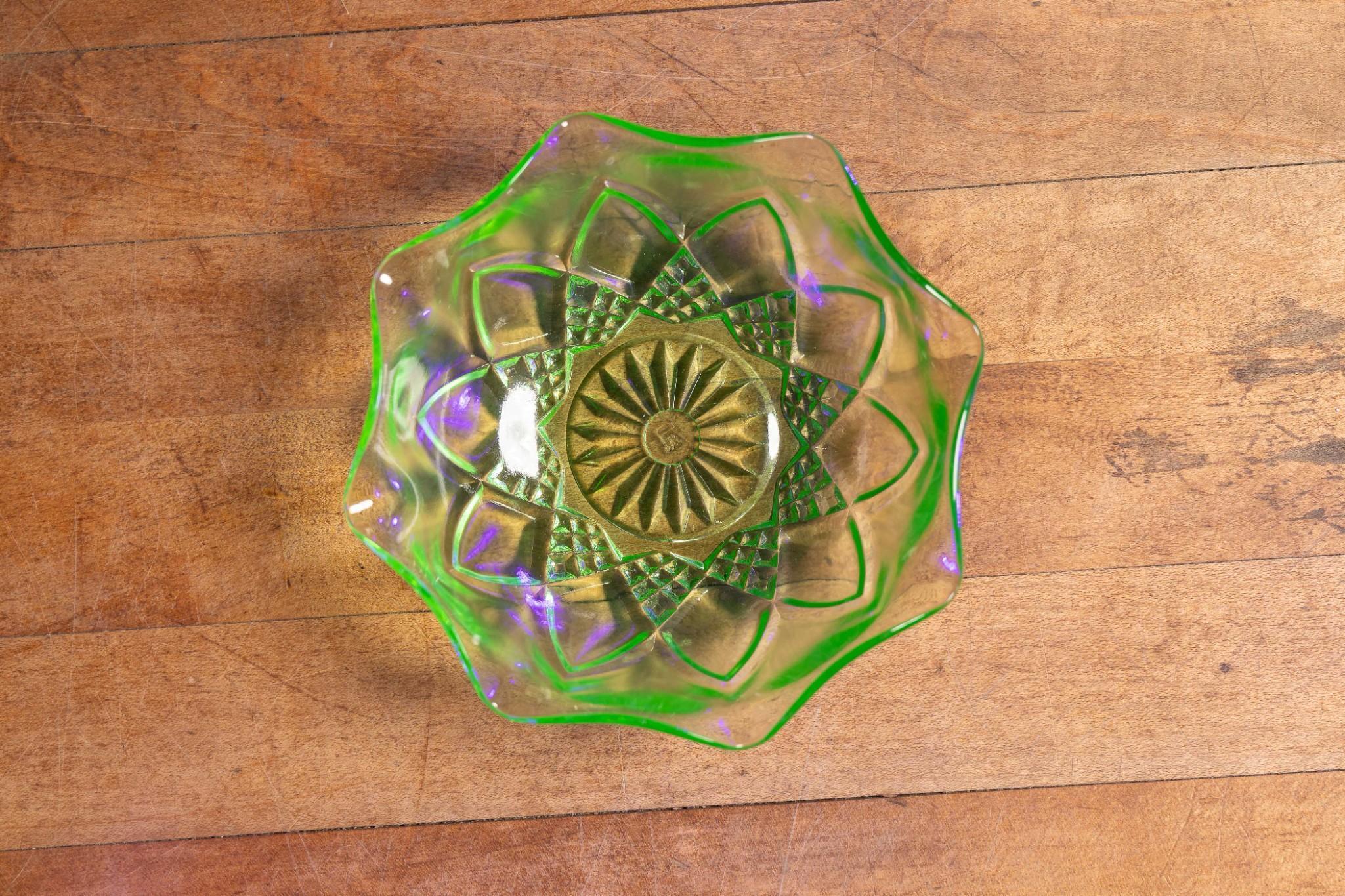 Uranium Glass Round Dish by Hazel Atlas 2