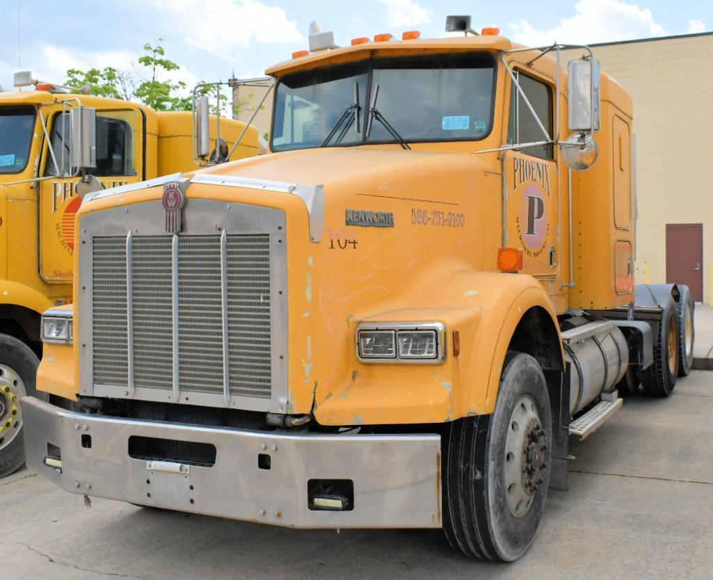 1988 Kenworth Model T800 Tandem Axle Semi-Tractor