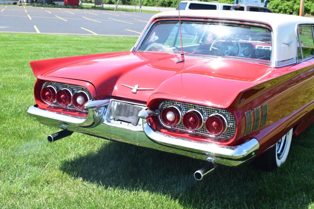 1960 Ford Thunderbird, 390