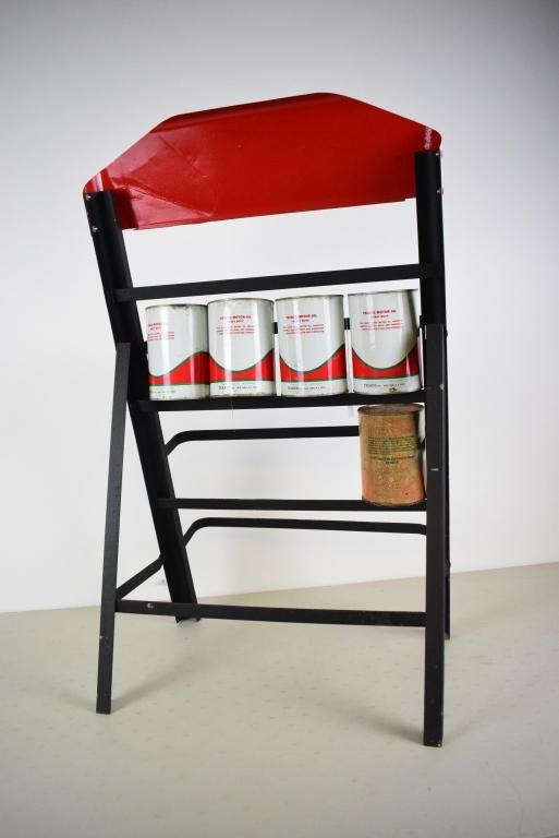 Texaco Island quart stand & oil cans