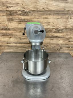 Hobart 5qt Countertop Mixer, 120v