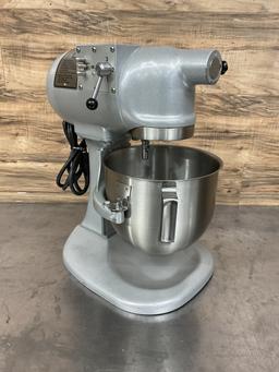 Hobart 5qt Countertop Mixer, 120v