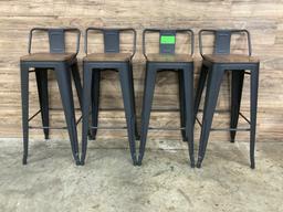 (4) Count Bar Stools