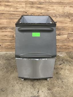 Manitowoc Ice Bin