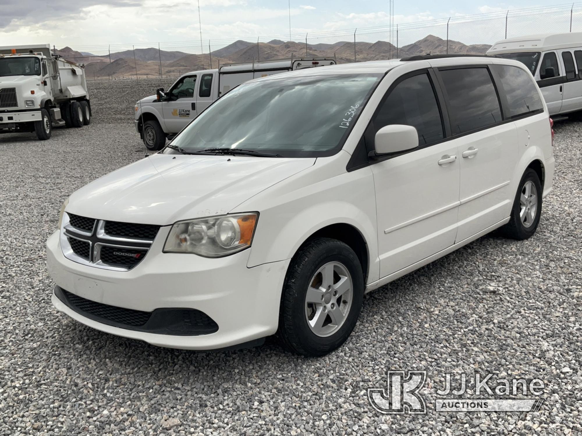 (Las Vegas, NV) 2013 Dodge Grand Caravan Jump To Start, Runs & Moves