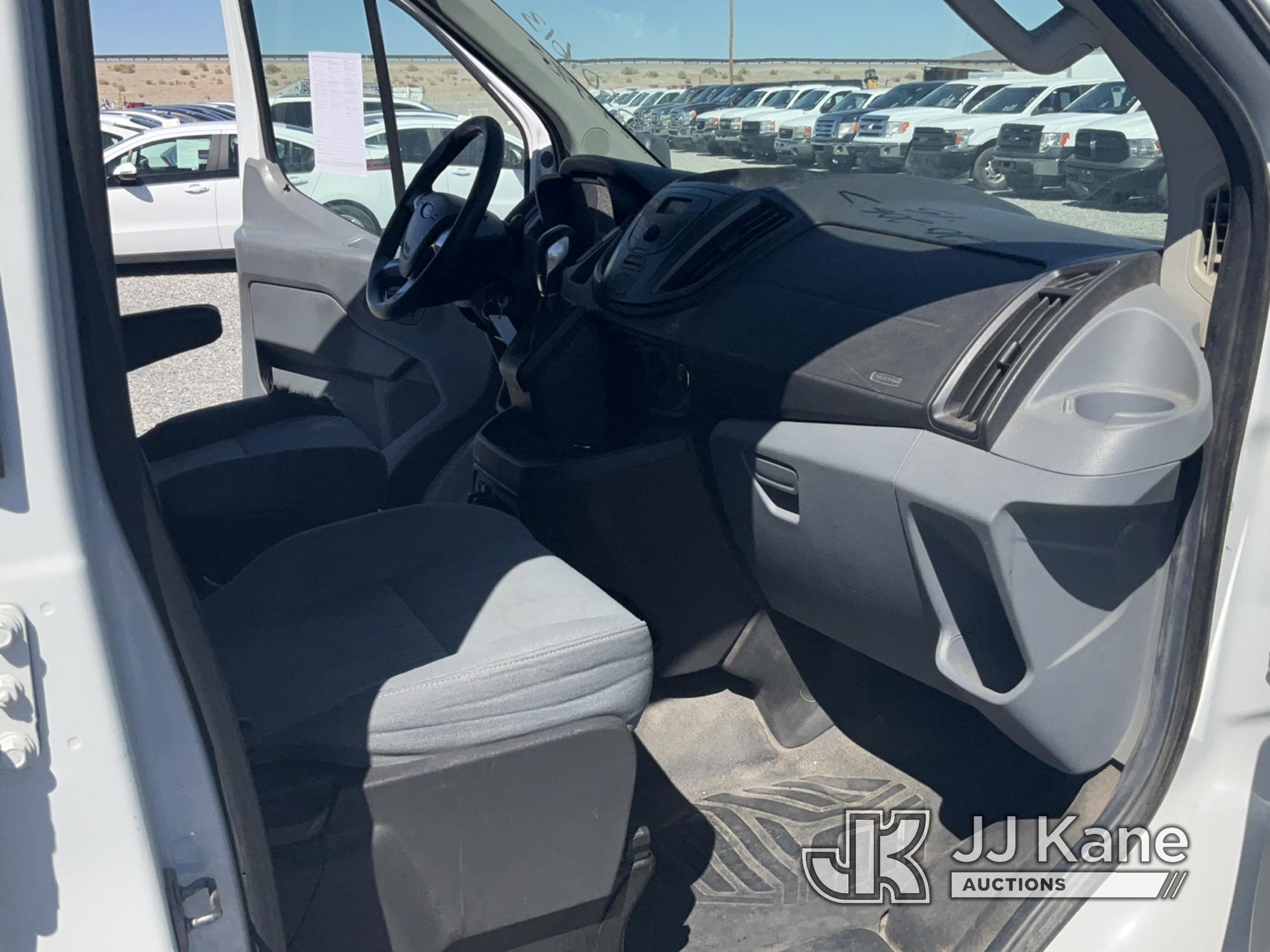 (Las Vegas, NV) 2015 Ford Transit 350 Runs & Moves