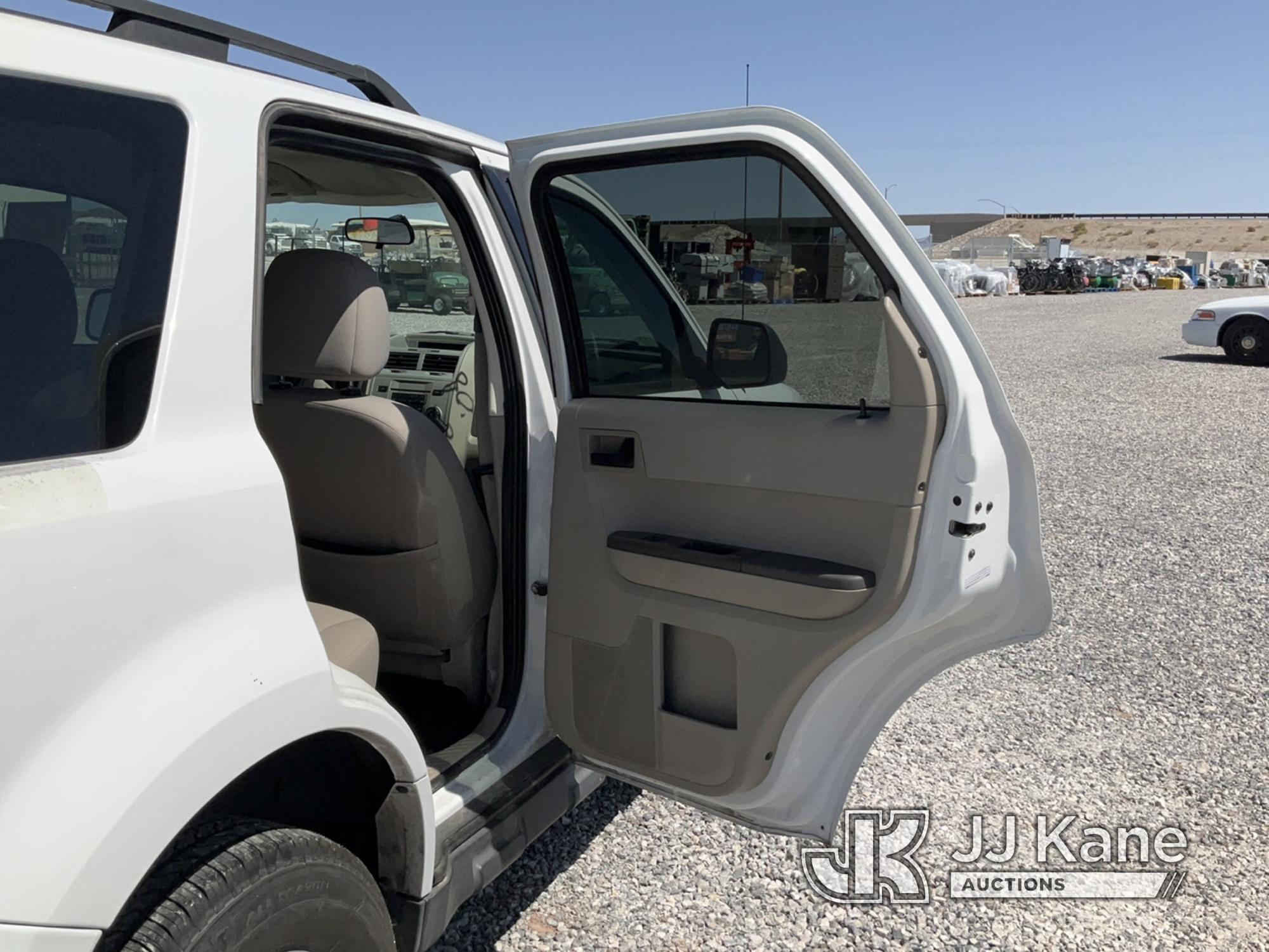 (Las Vegas, NV) 2008 Ford Escape Hybrid Minor Body Damage Jump To Start, Runs & Moves