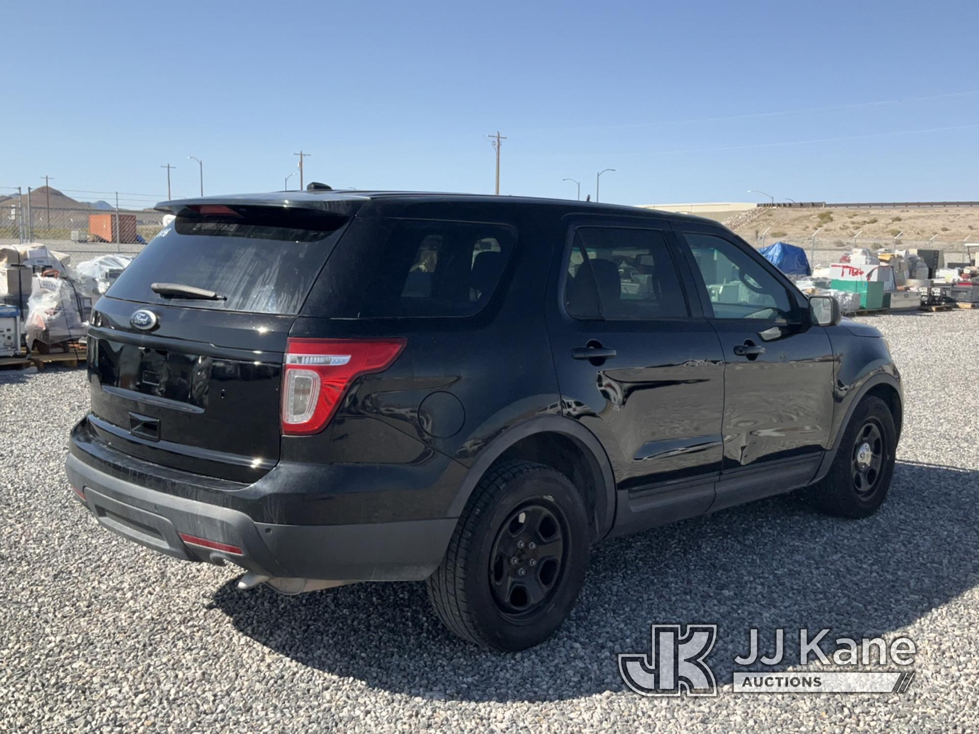 (Las Vegas, NV) 2014 Ford Explorer AWD Police Interceptor Towed In, Body & Interior Damage, Rear Sea