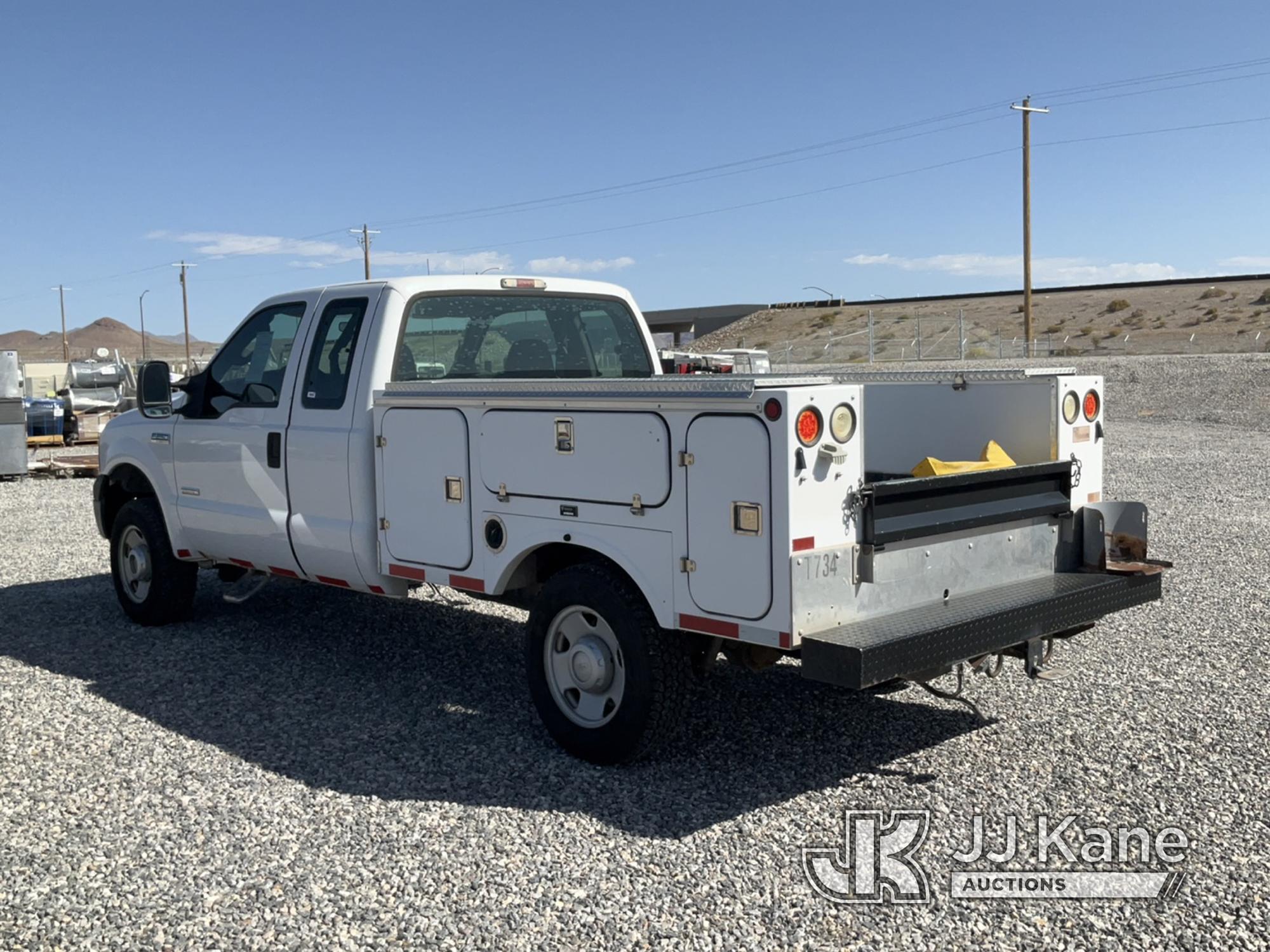 (Las Vegas, NV) 2006 Ford F250 4x4 Runs & Moves