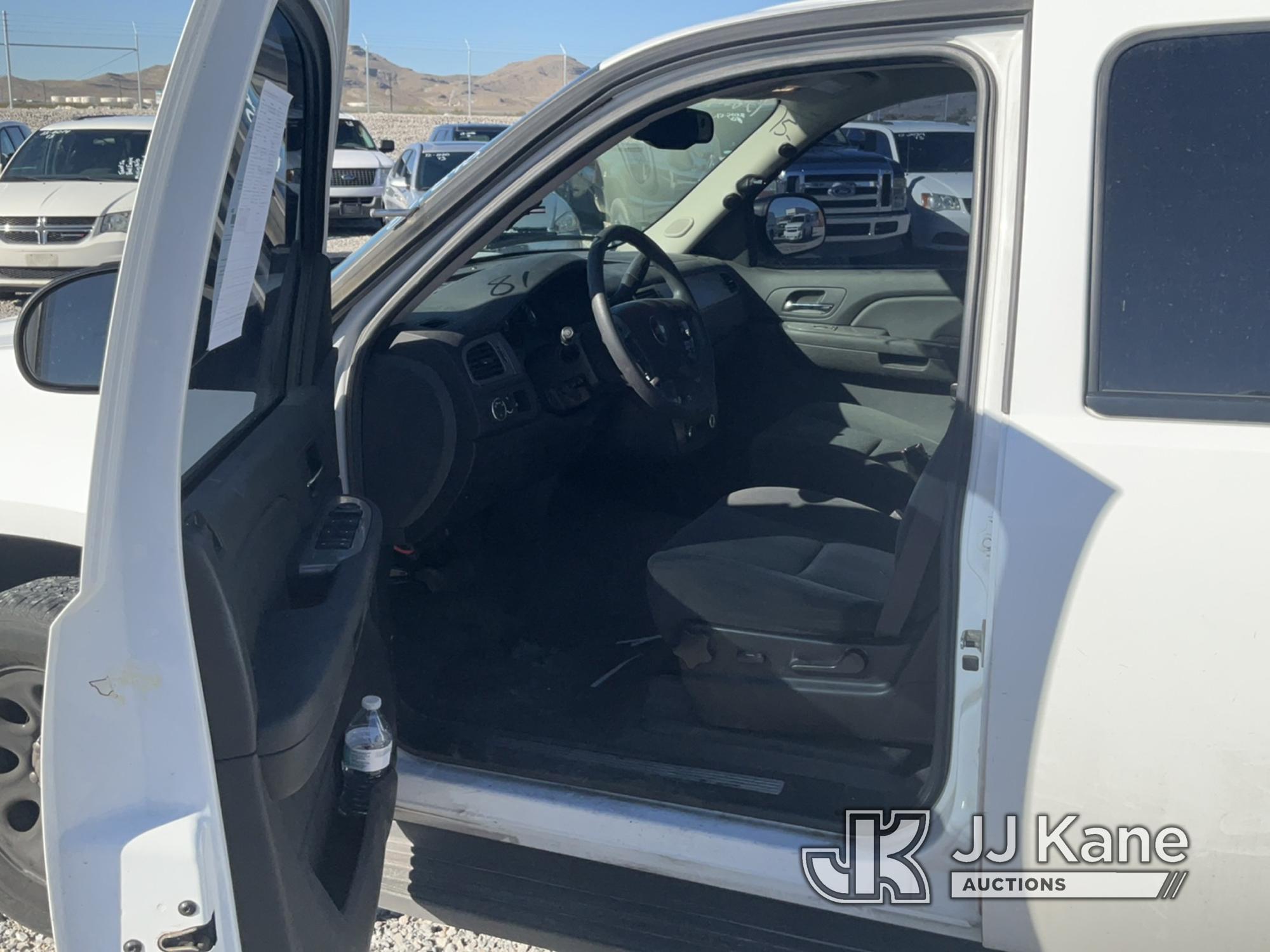 (Las Vegas, NV) 2008 Chevrolet Tahoe Police Package Interior Damage, No Console, Rear Seats Unsecure