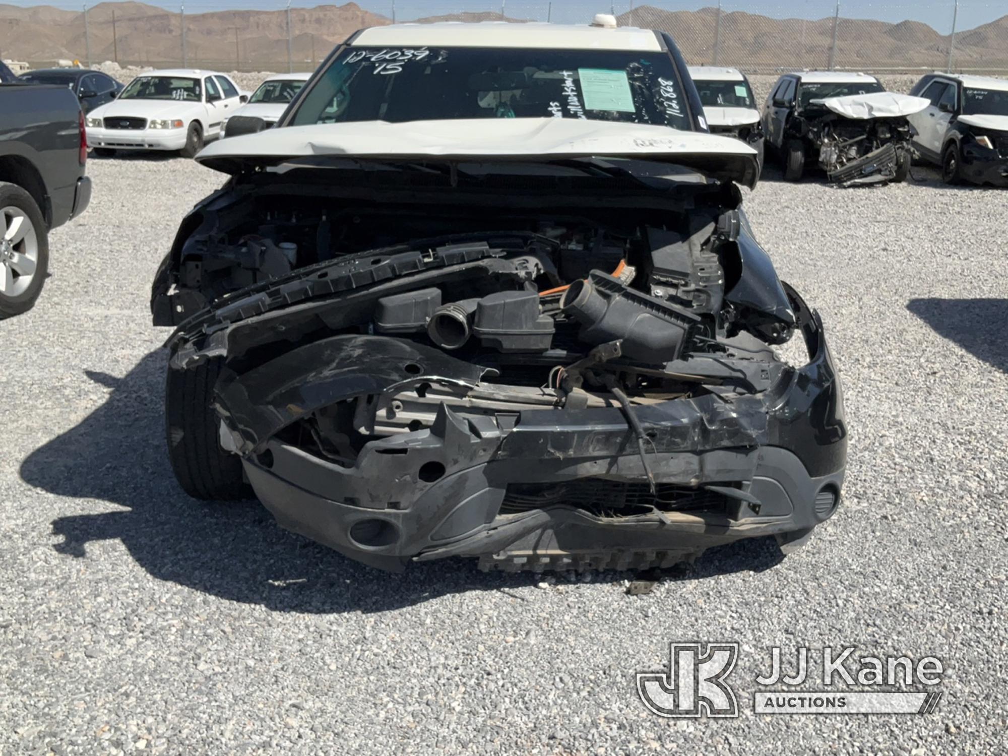 (Las Vegas, NV) 2015 Ford Explorer AWD Police Interceptor Towed In, Wrecked, Missing Parts Turns Ove