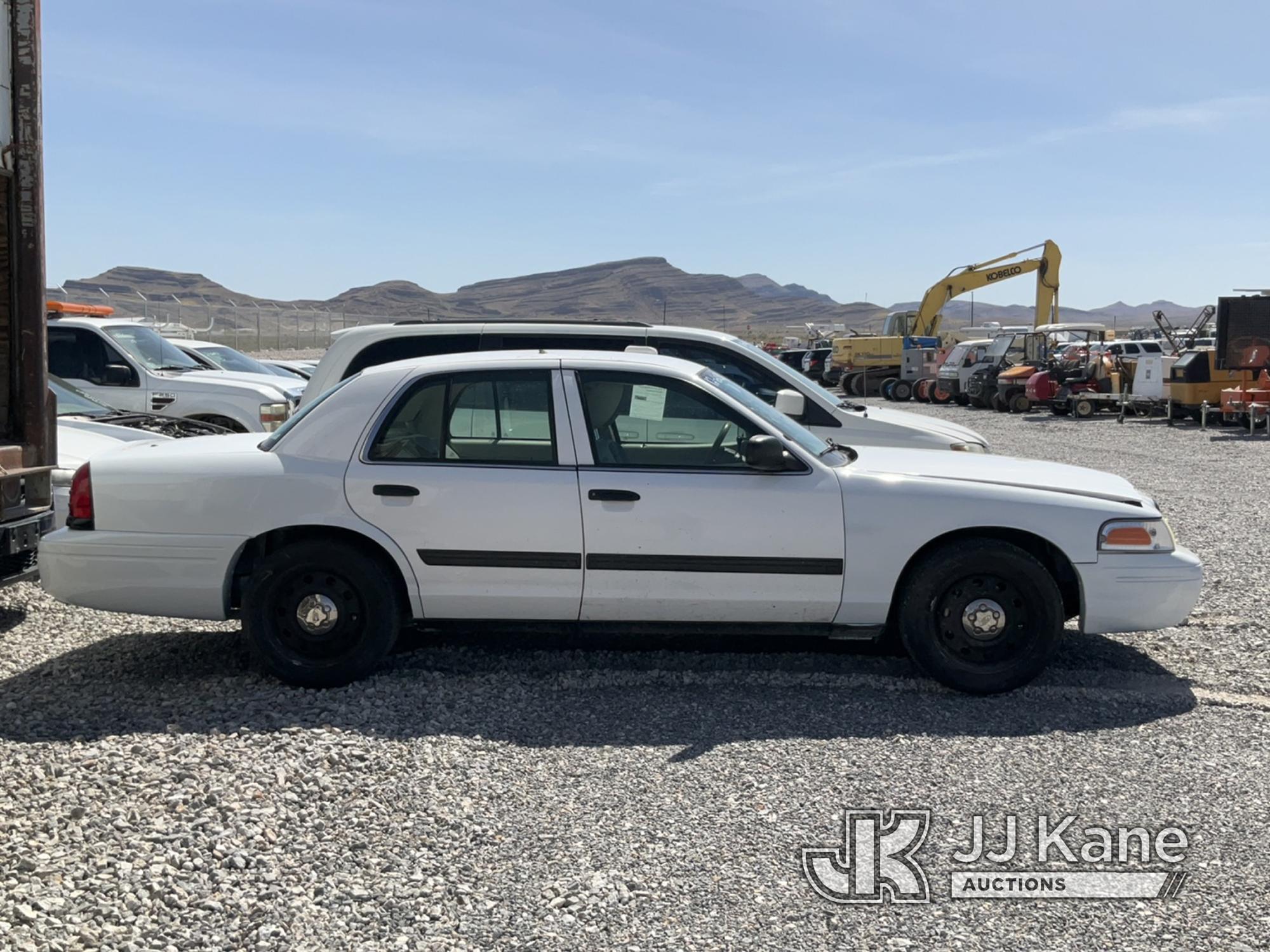 (Las Vegas, NV) 2011 Ford Crown Victoria Police Interceptor Towed In, Body Damage Runs, Bad Transmis