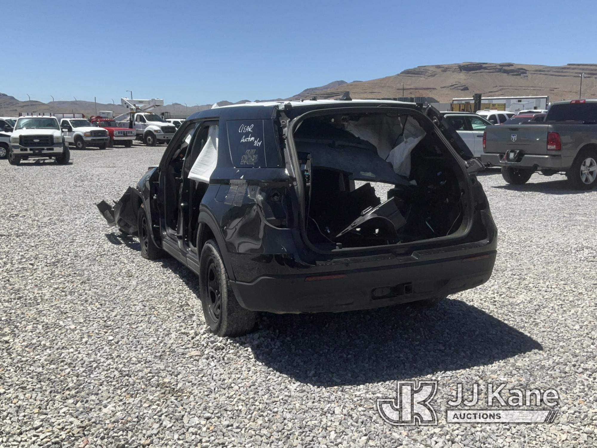 (Las Vegas, NV) 2021 Ford Explorer AWD Police Interceptor Dealers Only, Towed In, Wrecked, Airbags D