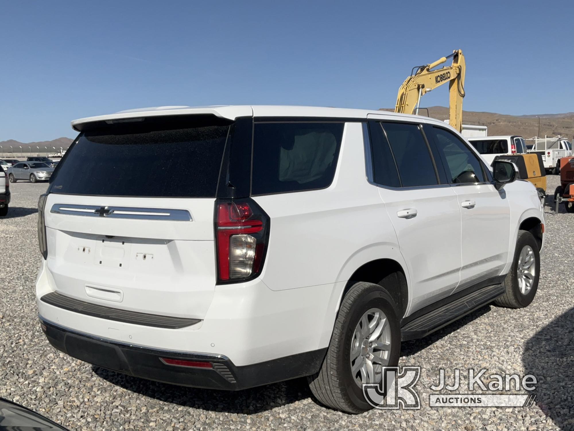 (Las Vegas, NV) 2023 Chevrolet Tahoe 4x4 Towed In, Wrecked, Dealers Only, Airbags Deployed, No Conso