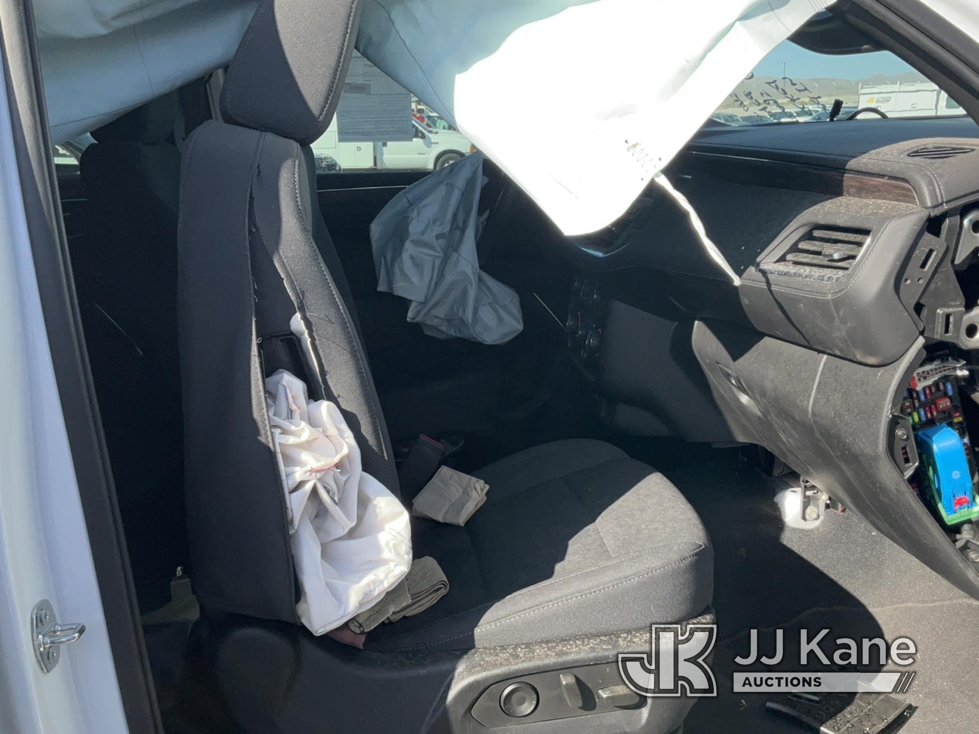 (Las Vegas, NV) 2023 Chevrolet Tahoe 4x4 Towed In, Wrecked, Dealers Only, Airbags Deployed, No Conso