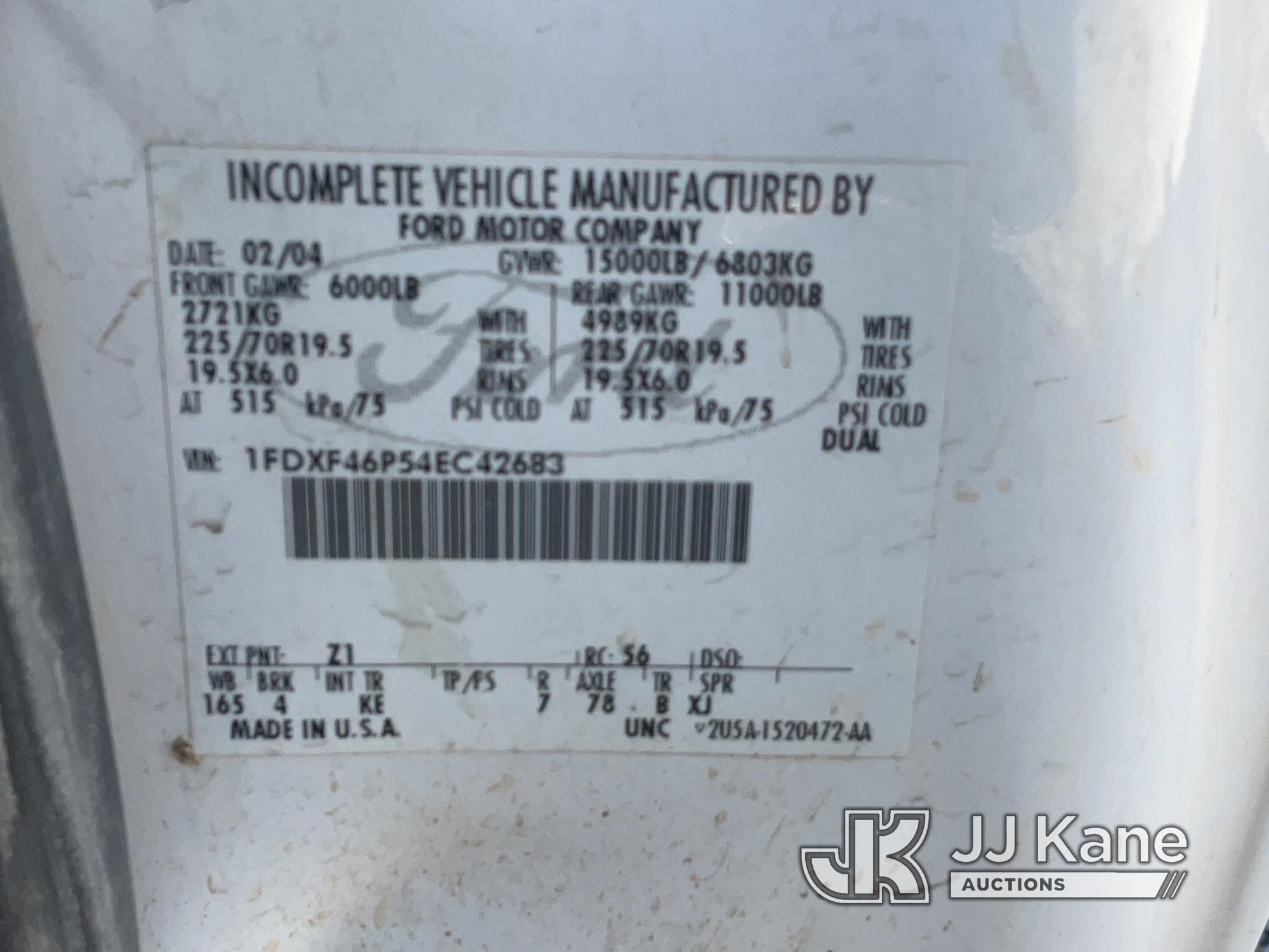 (Las Vegas, NV) 2004 Ford F450 Dump Truck, Taxable Jump To Start, Runs & Moves