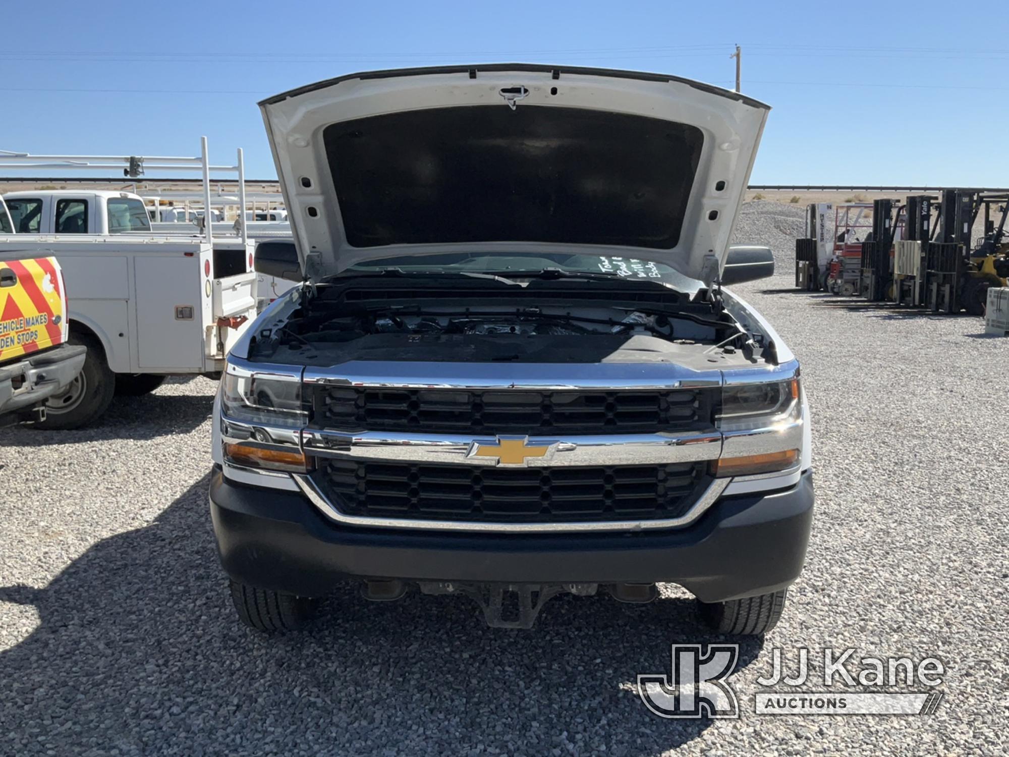 (Las Vegas, NV) 2016 Chevrolet 1500 Towed In, Bad Engine, Body Damage Turns Over, Will Not Start