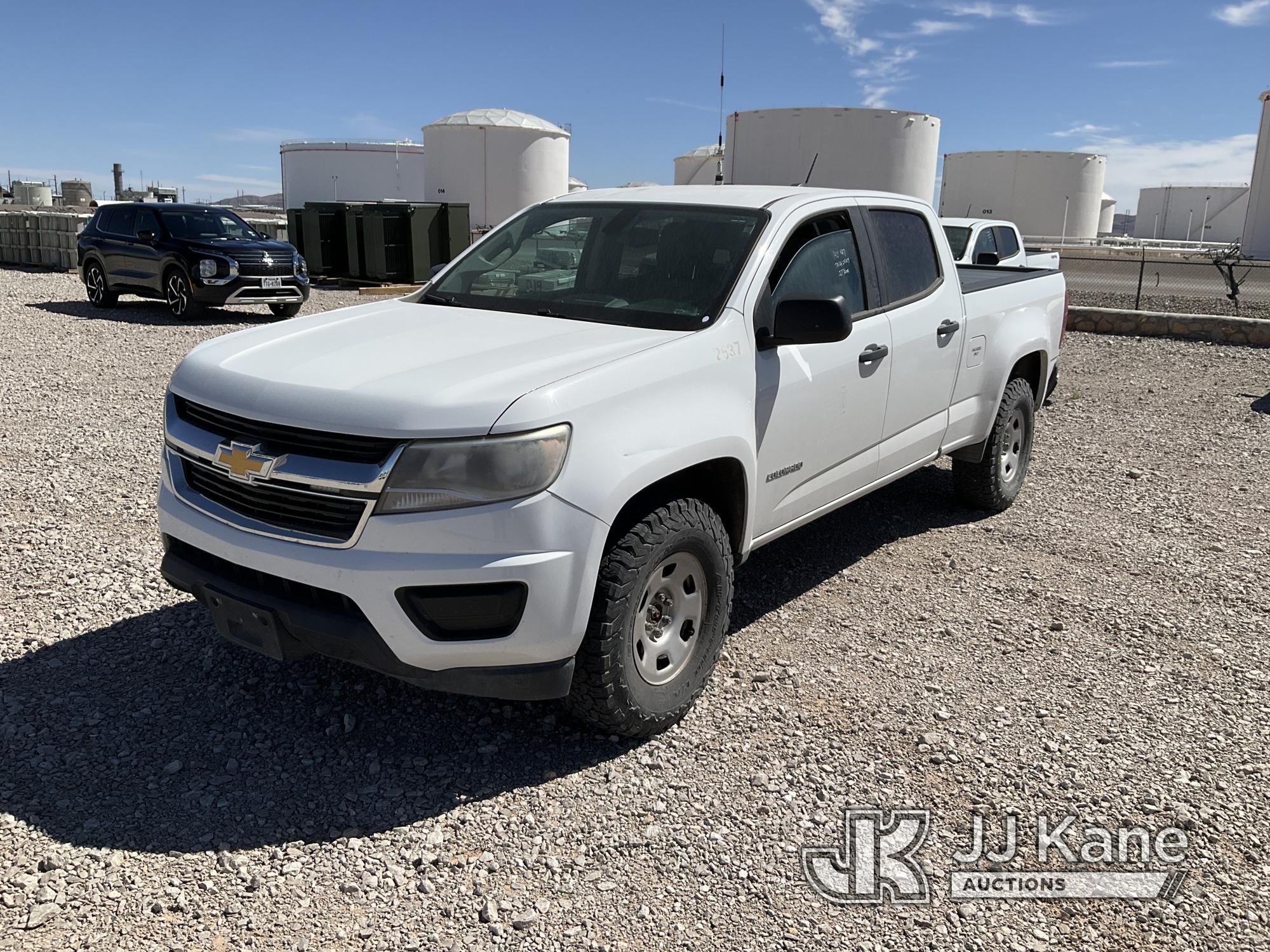 (El Paso, TX) 2016 Chevrolet Colorado 4x4 Crew-Cab Pickup Truck Runs & Moves) (Center Console Damage