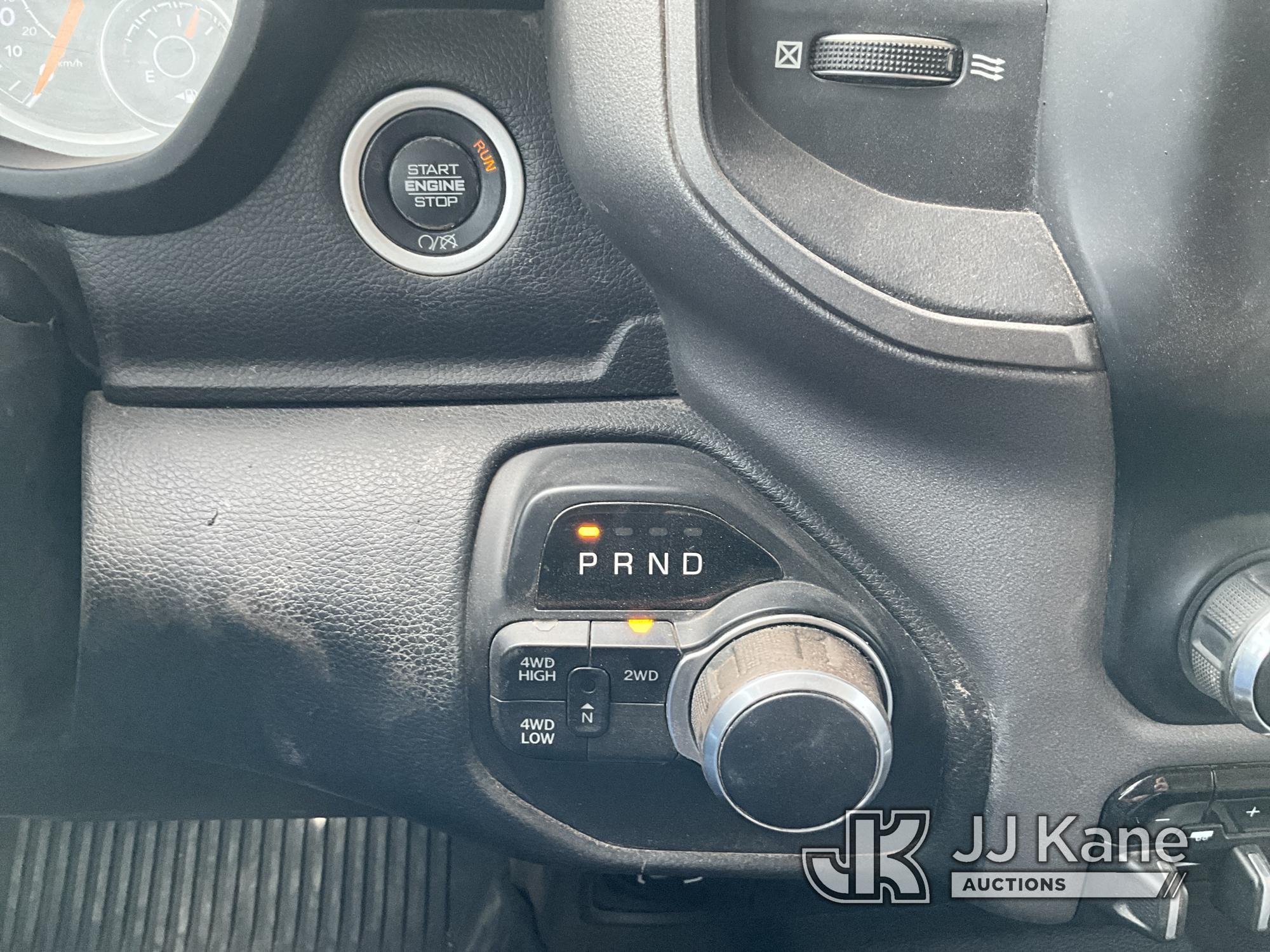 (Odessa, TX) 2019 RAM 2500 4x4 Crew-Cab Pickup Truck Runs & Moves) (Engine Tick, Check Engine Light