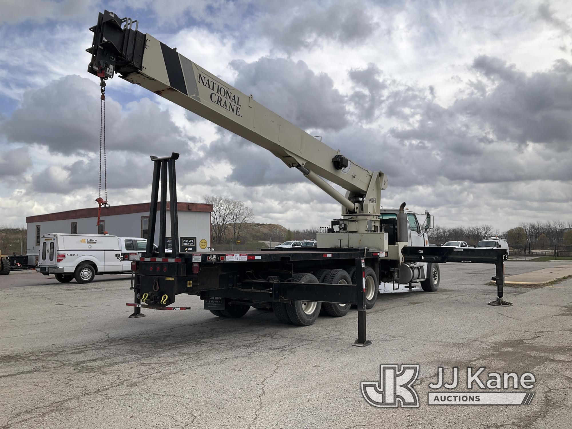 (Kansas City, MO) National 1400H, Hydraulic Truck Crane mounted behind cab on 2007 Sterling LT7500 T