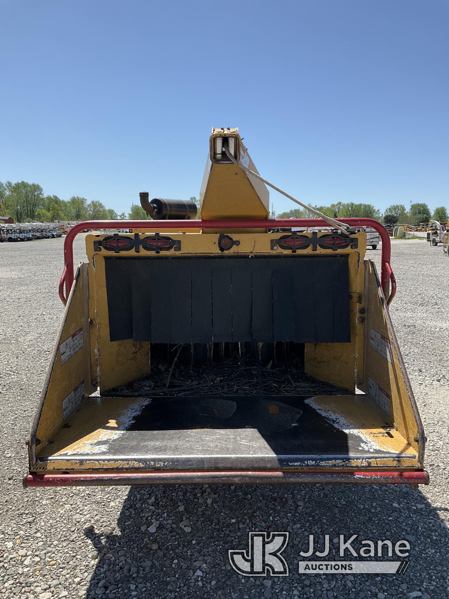 (Hawk Point, MO) 2013 Vermeer BC1800XL Chipper (18in Drum) No Title) (Runs & Operates.