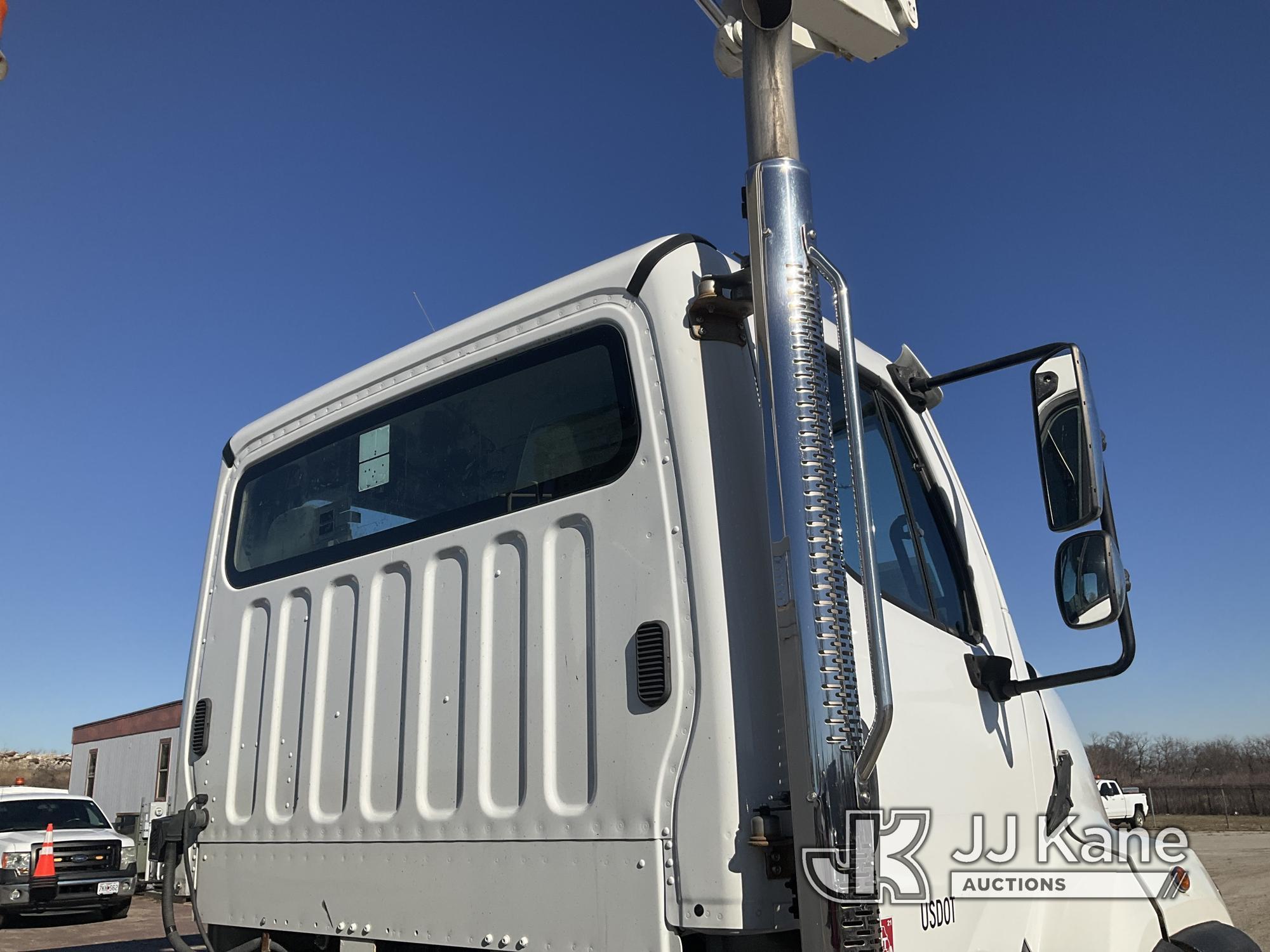 (Kansas City, MO) Versalift VST9000, Articulating & Telescopic Material Handling Bucket Truck rear m