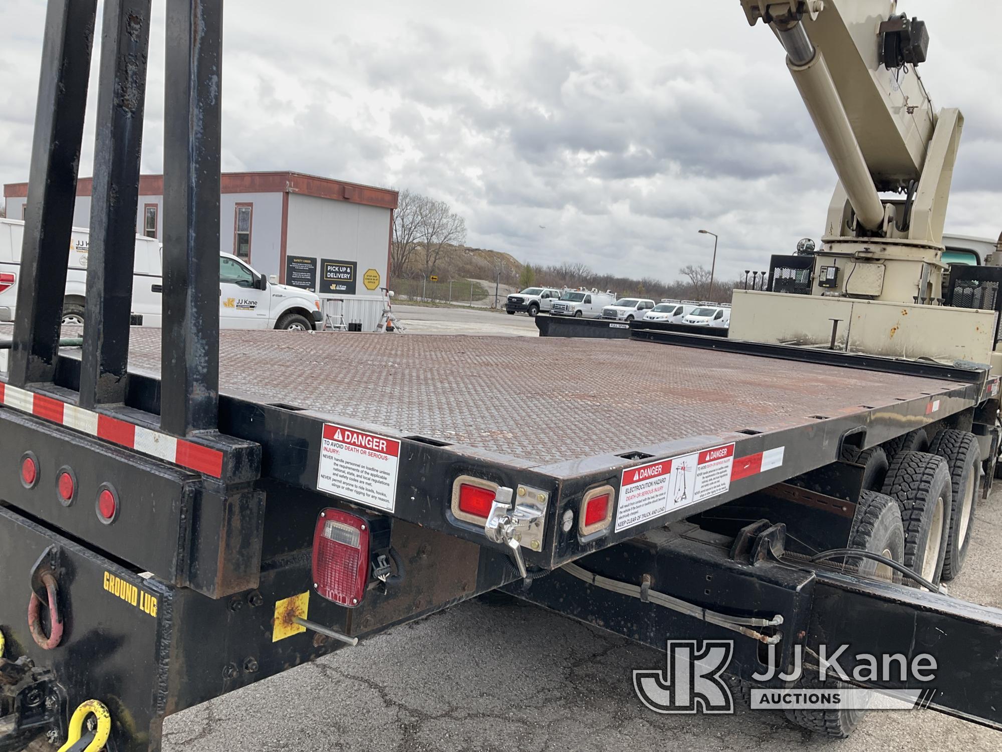 (Kansas City, MO) National 1400H, Hydraulic Truck Crane mounted behind cab on 2007 Sterling LT7500 T