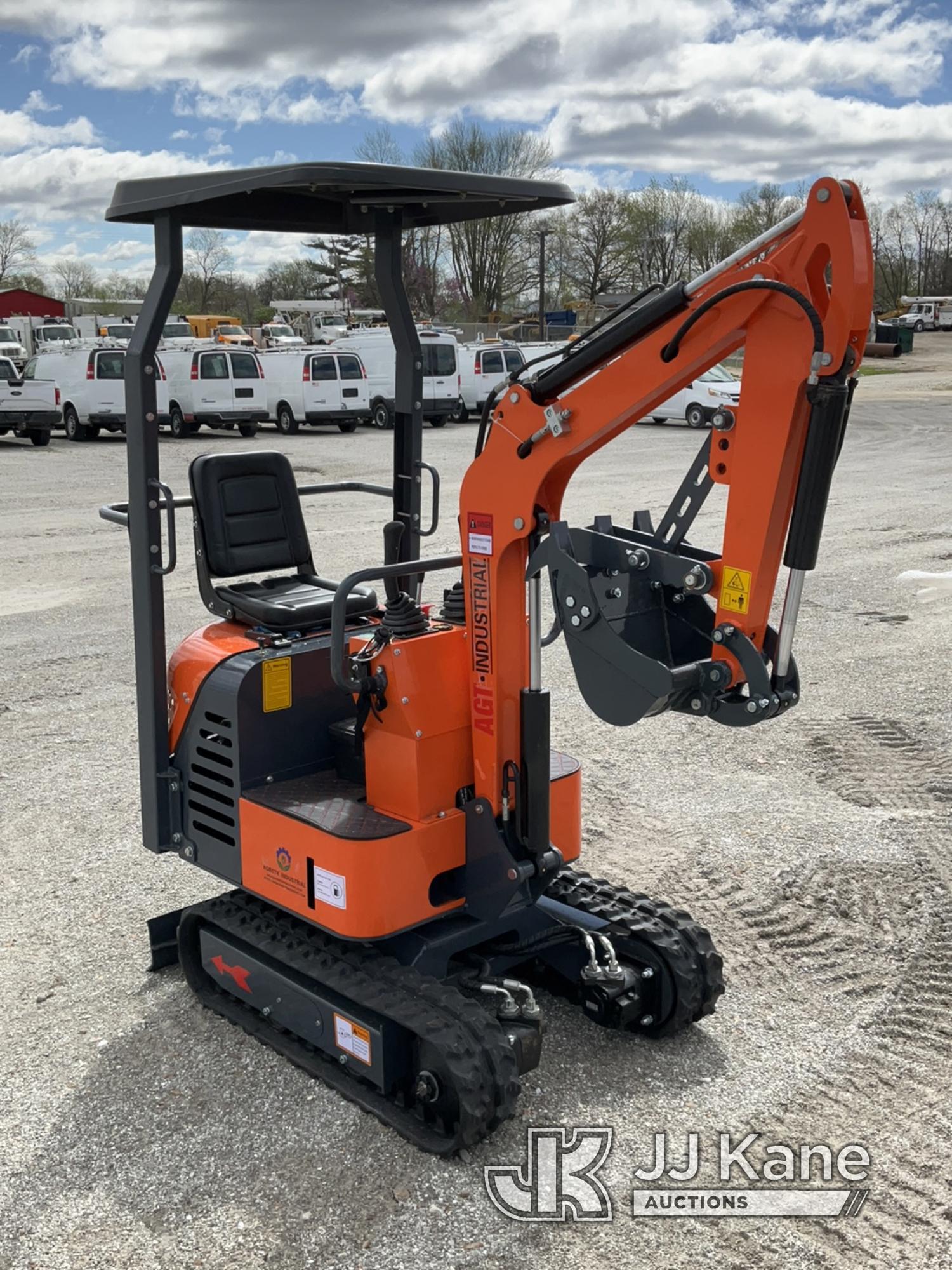 (Hawk Point, MO) 2024 AGT LH12R Mini Hydraulic Excavator New/Unused.