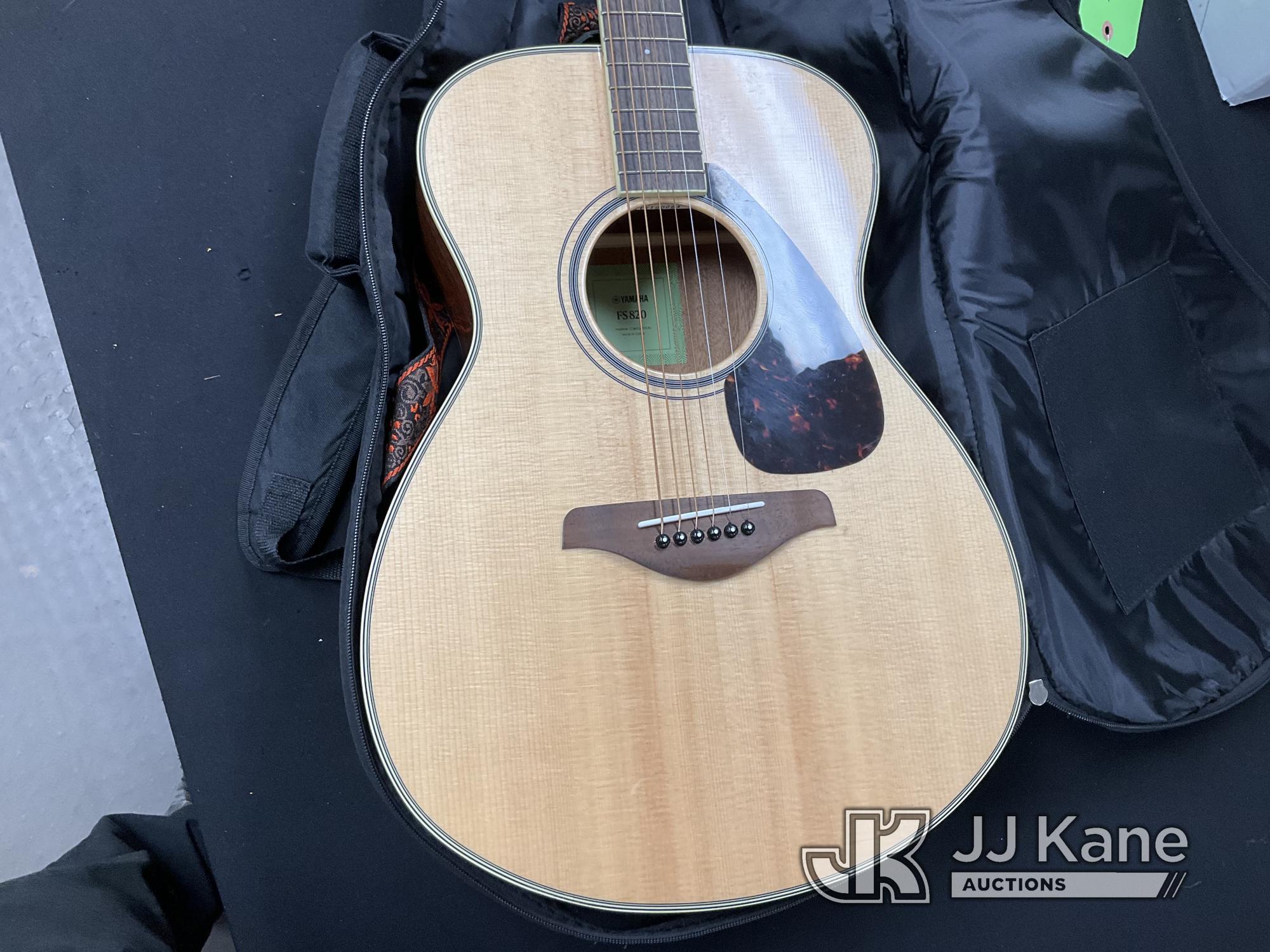 (Jurupa Valley, CA) Yamaha Guitar Used