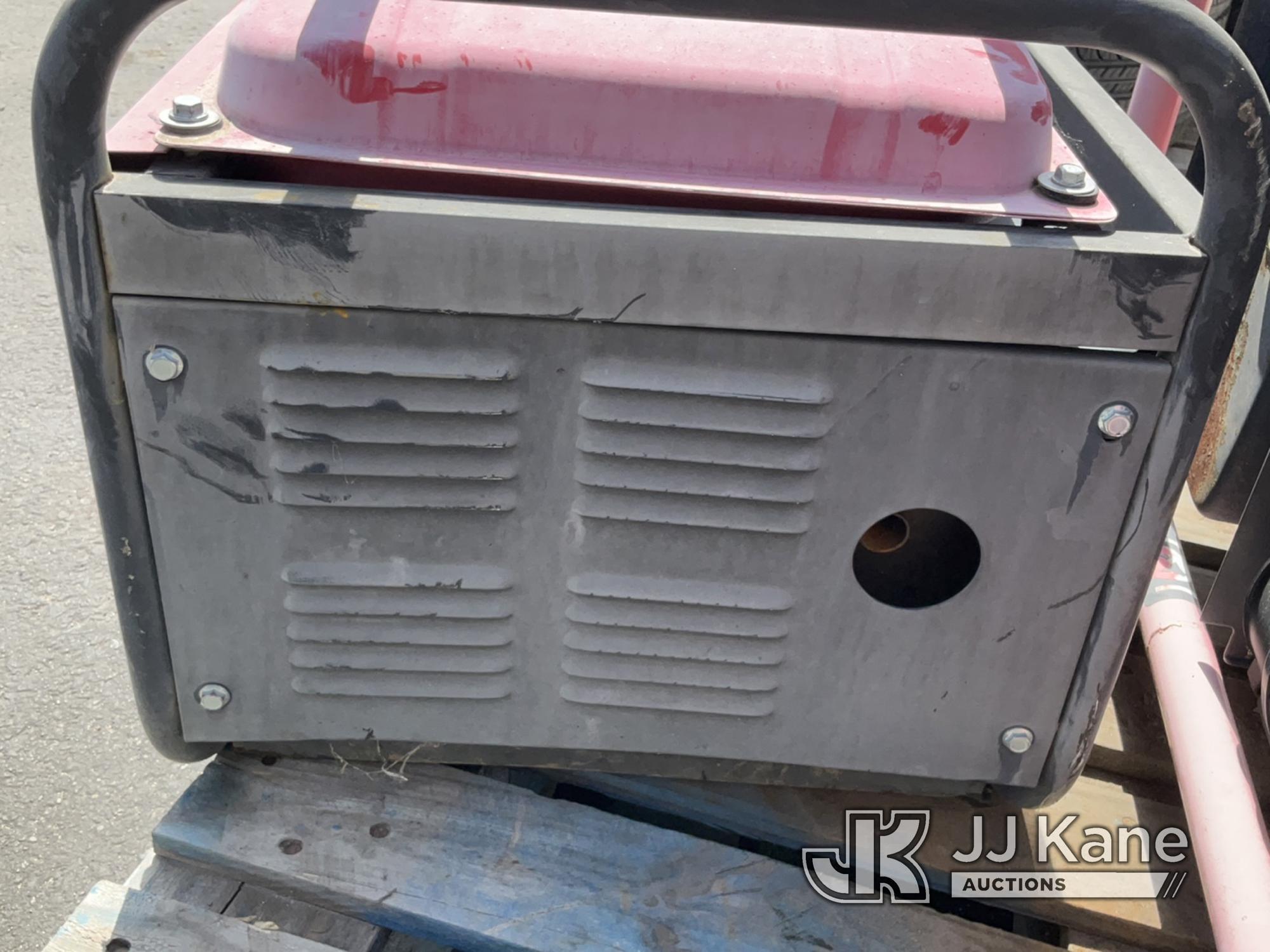 (Jurupa Valley, CA) Honda EB5000X Generator (Used) NOTE: This unit is being sold AS IS/WHERE IS via