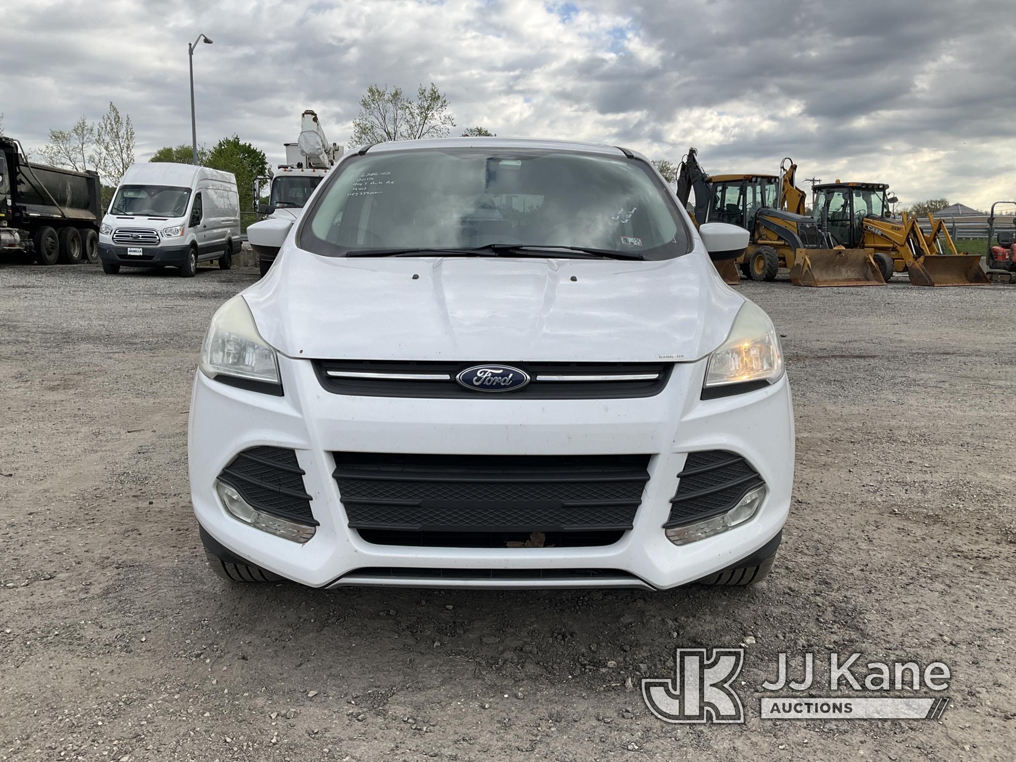 (Plymouth Meeting, PA) 2015 Ford Escape 4x4 4-Door Sport Utility Vehicle Runs & Moves, Body & Rust D