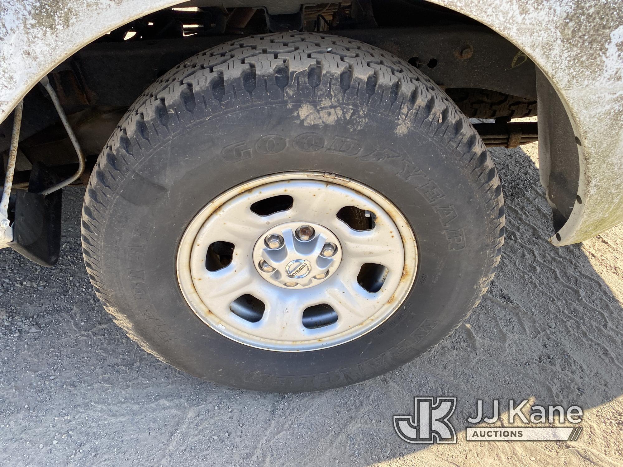 (Plymouth Meeting, PA) 2016 Nissan Frontier Extended-Cab Pickup Truck Runs & Moves, Body & Rust Dama