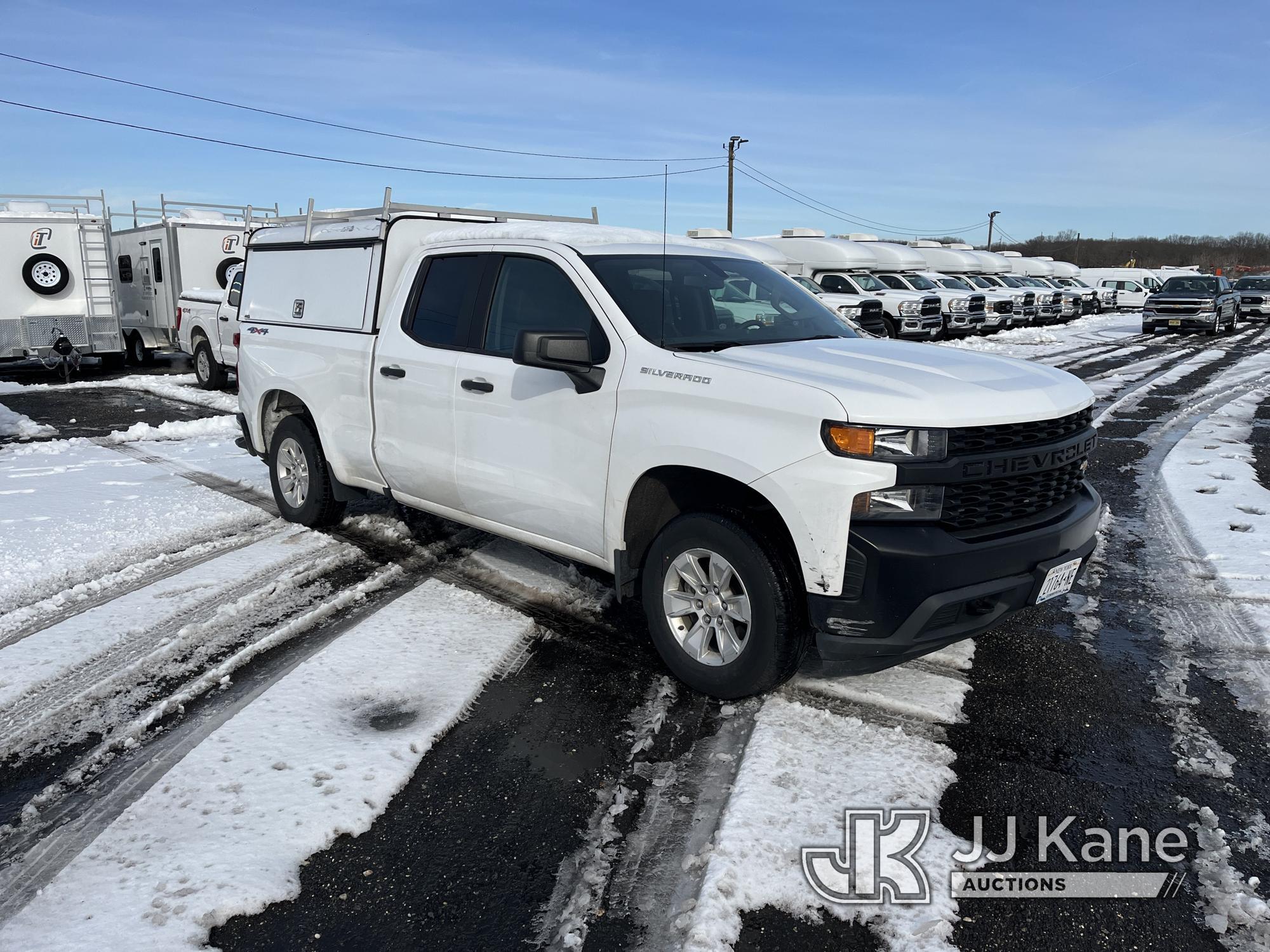 (Kings Park, NY) 2021 Chevrolet Silverado 1500 4x4 Extended-Cab Pickup Truck Runs & Moves, Body Dama