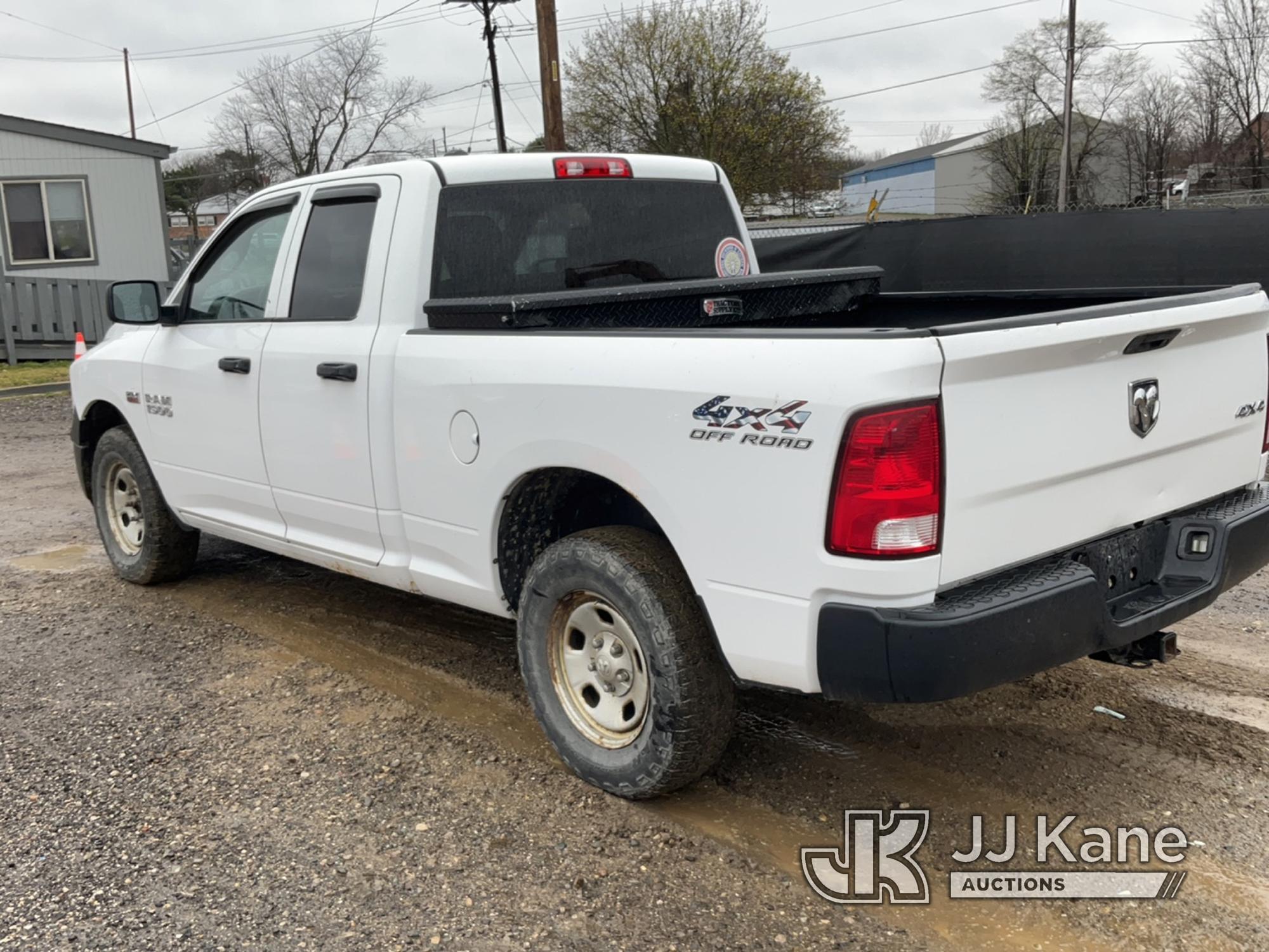 (Charlotte, MI) 2015 DODGE RAM 1500 4x4 Quad-Cab Pickup Truck Runs, Moves, Engine Tick, Jump to Star